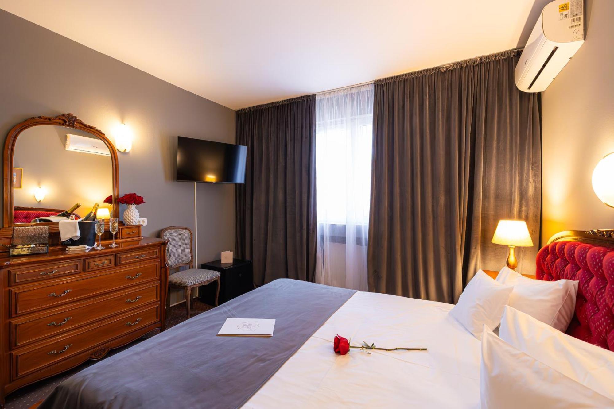 Hotel Brilliant Meses Zalău Exterior foto