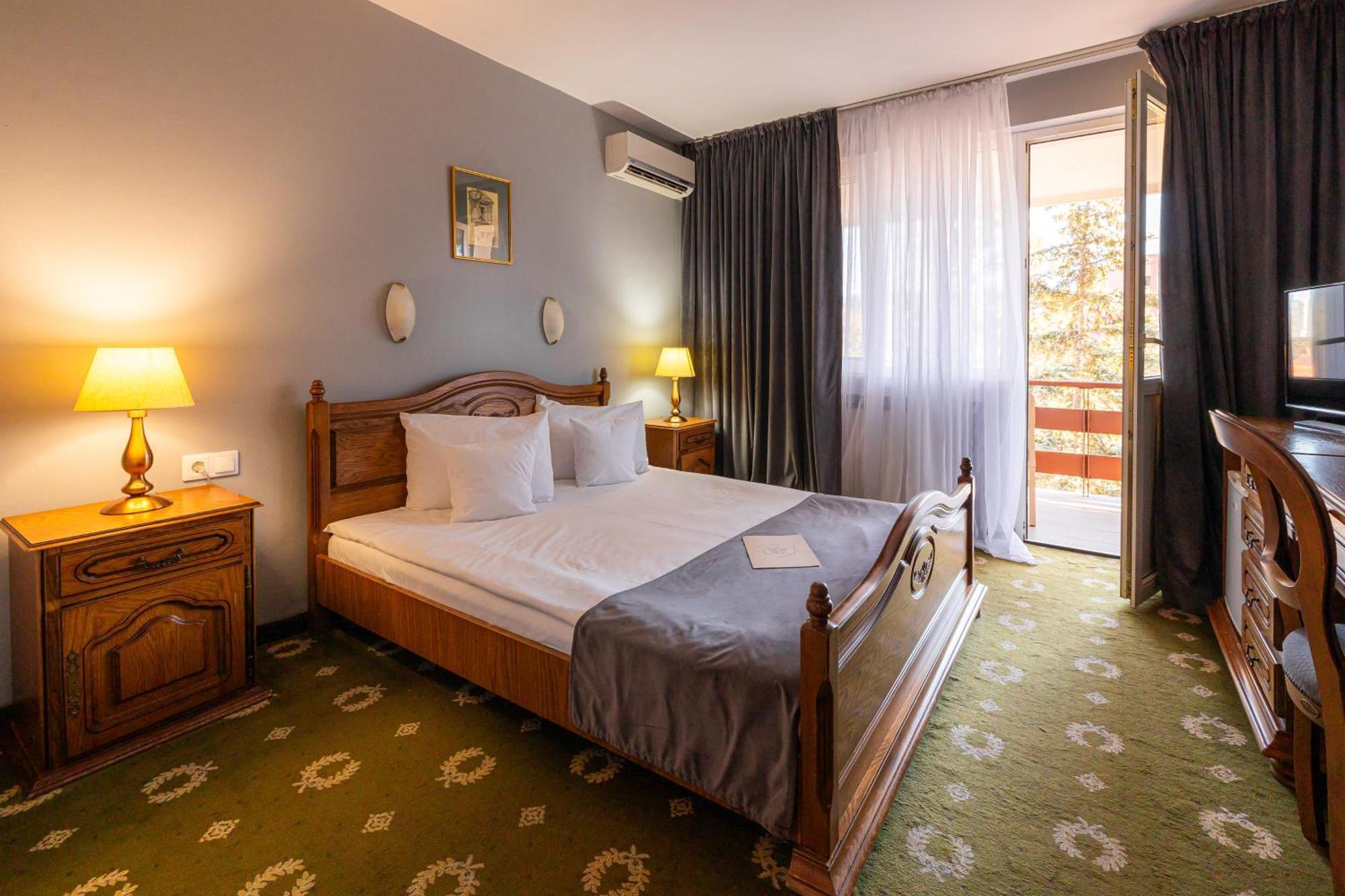 Hotel Brilliant Meses Zalău Exterior foto
